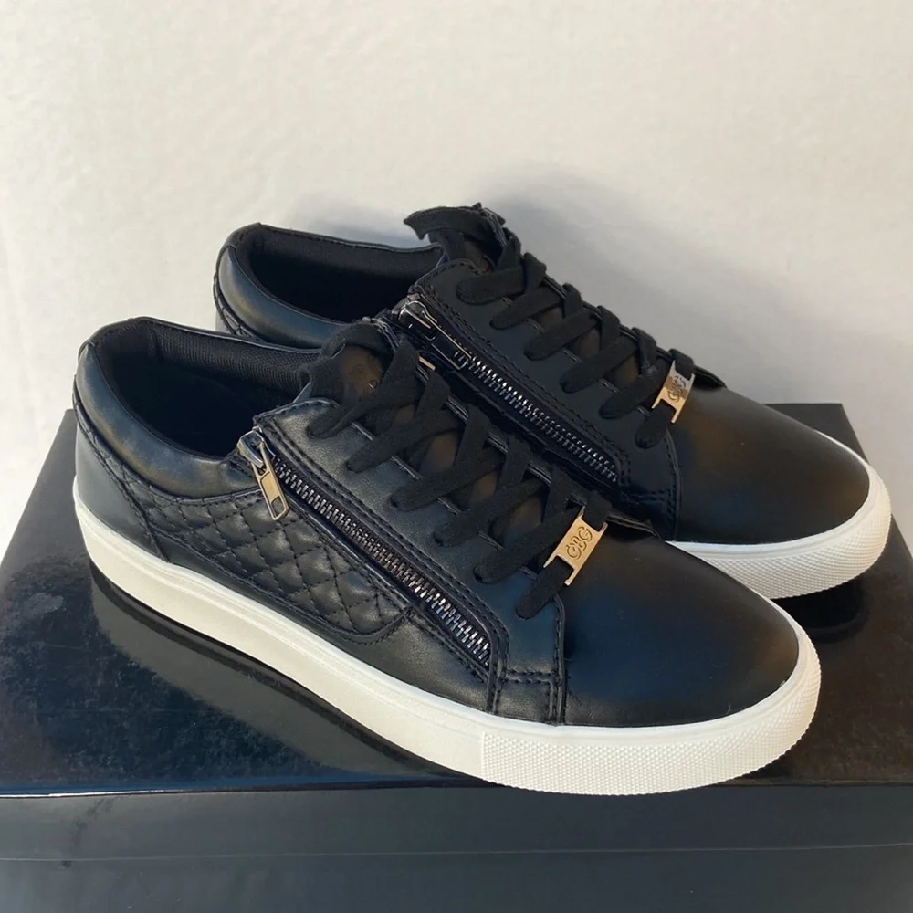 New G by Guess Malone Black Shoes SZ 8